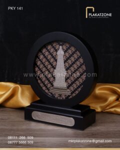 PKY141 Plakat Kayu Bulat Tugu Jogja Ikatan Akuntan Indonesia