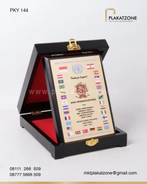 PKY144 Plakat Kayu Staf Operasi Kostrad