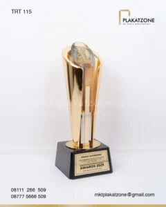 TRT115 Piala Tetap Logam Resin Family Gathering