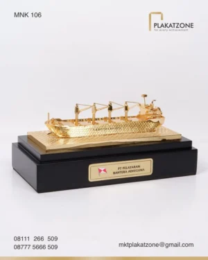 MNK116 Miniatur Pelayaran Bahtera Adhiguna