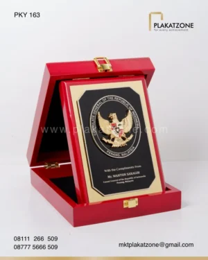 PKY163 Plakat Kayu Consulate General of The Republic of Indonesia